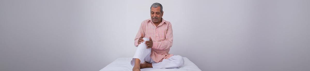 Signs & Symptoms of Calcium Deficiency Post Your 40s